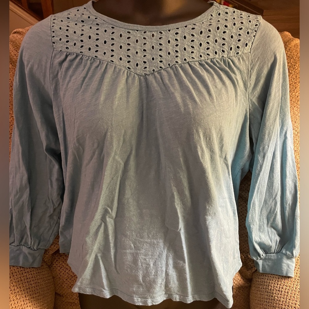 Time & Tru Cute Lightweight Top - Light Turquoise - Size XL